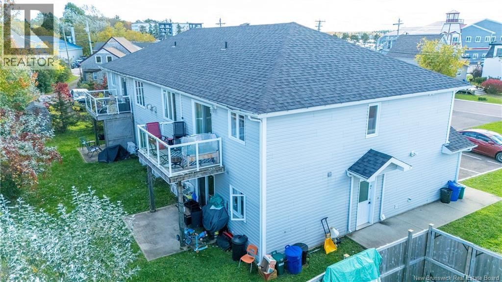 10 Dock Street Property Photo 7