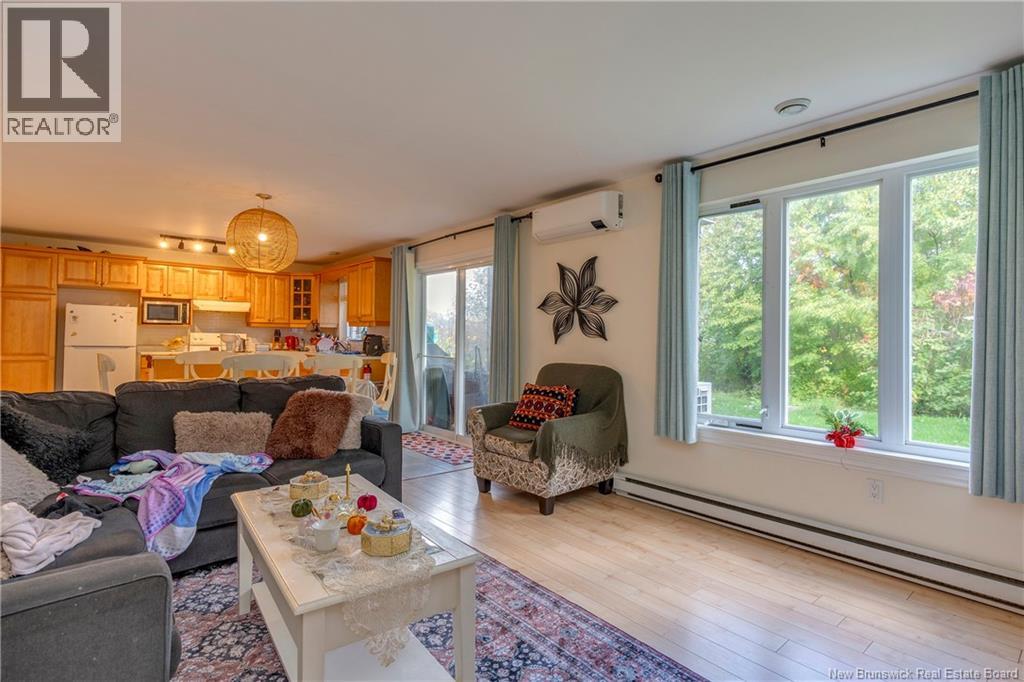 10 Dock Street Property Photo 36
