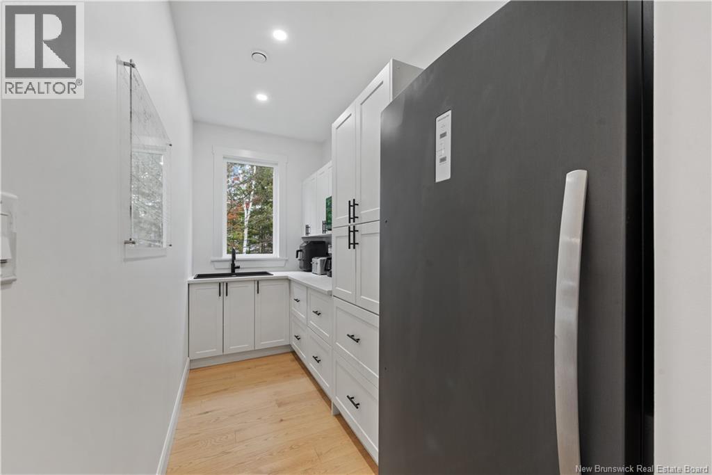 26 Maefield Street Property Photo 11