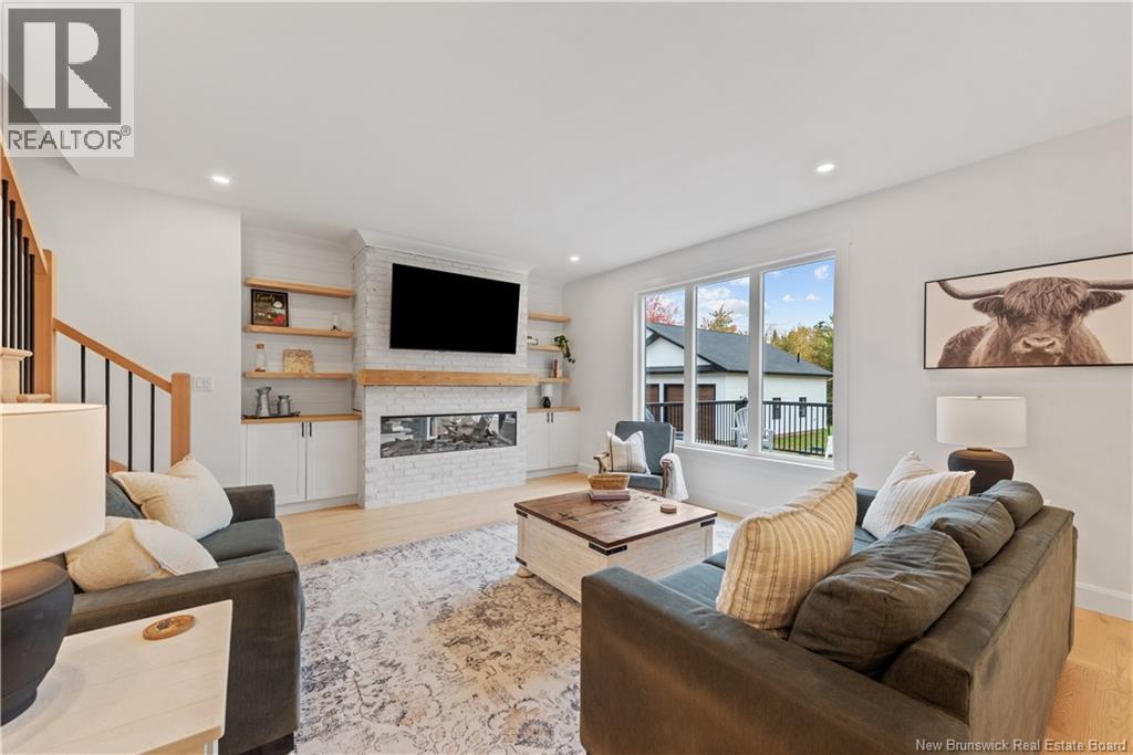 26 Maefield Street Property Photo 15