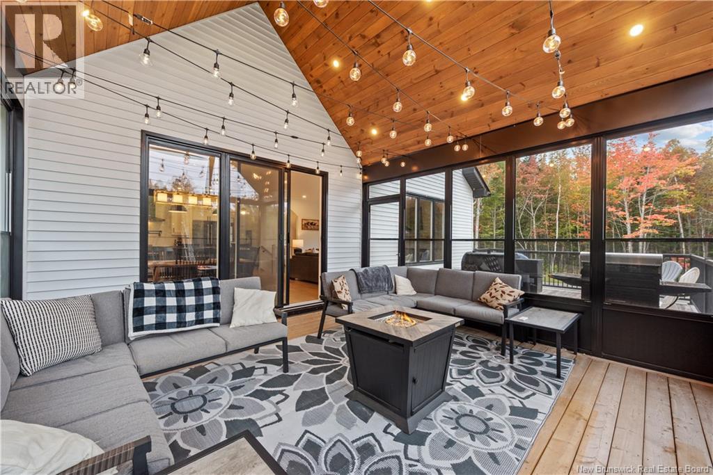 26 Maefield Street Property Photo 18