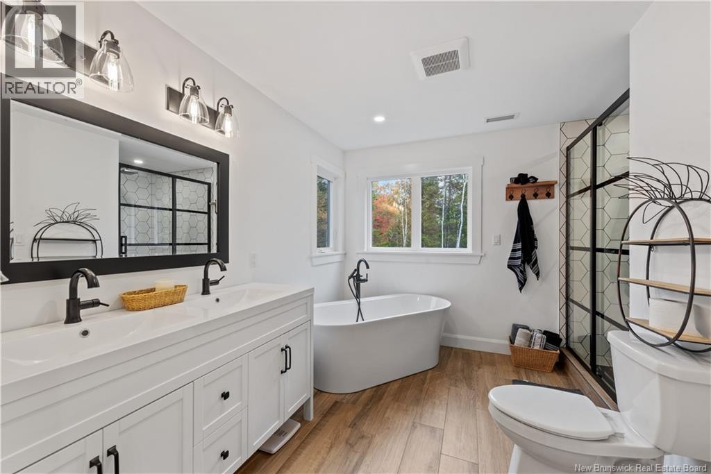 26 Maefield Street Property Photo 21