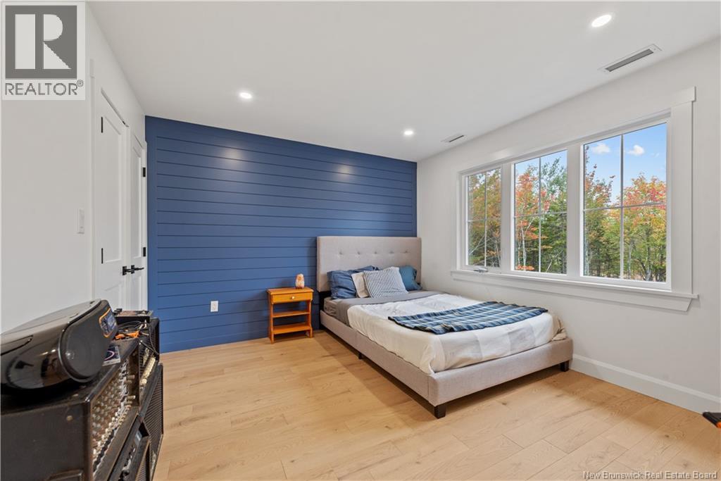 26 Maefield Street Property Photo 25