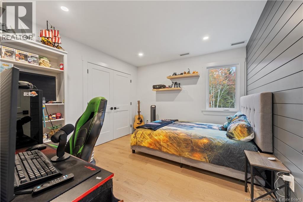 26 Maefield Street Property Photo 27