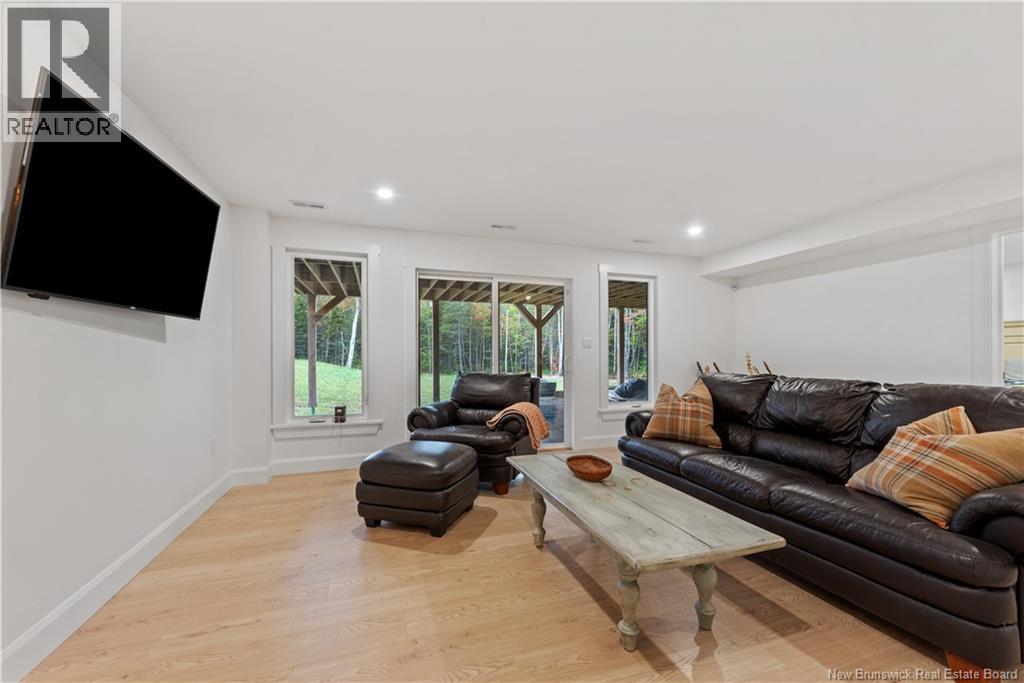 26 Maefield Street Property Photo 31