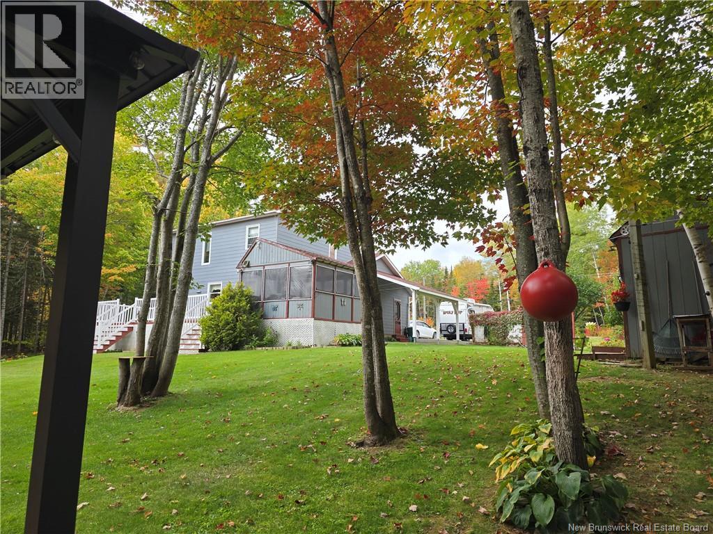 2737 Middle River Rd Property Photo 12
