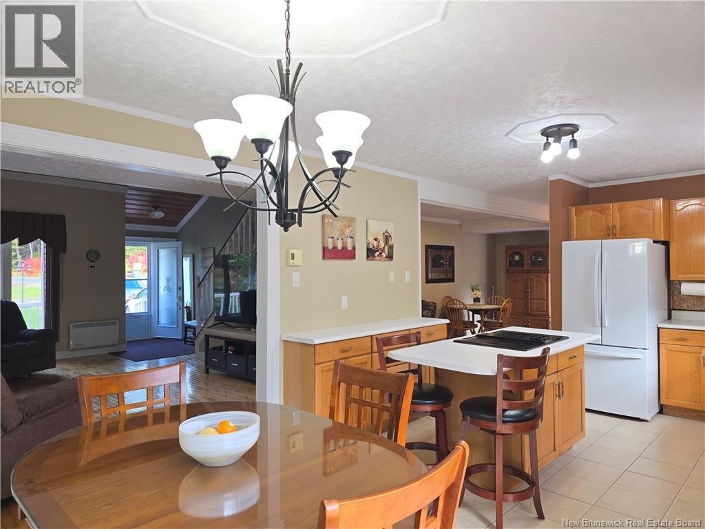 2737 Middle River Rd Property Photo 25