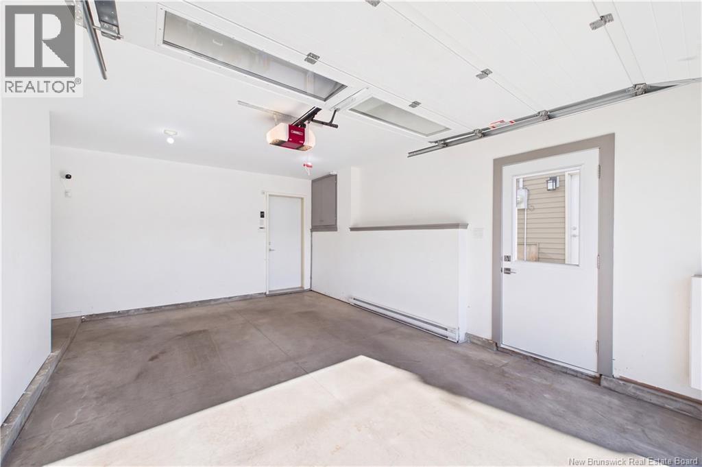 279 Freeman Property Photo 28