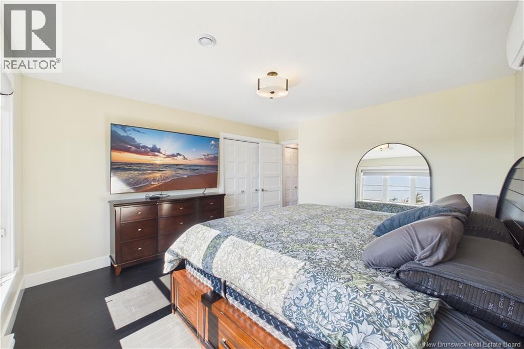 279 Freeman Property Photo 42