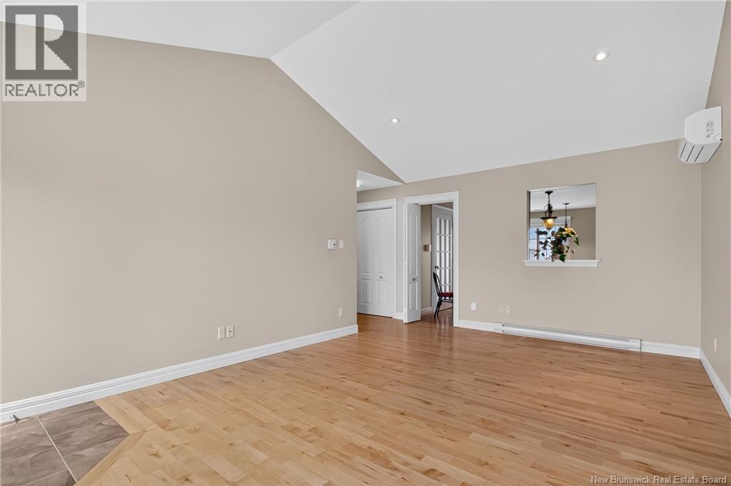80 Lakeburn Avenue Unit# 102 Property Photo 19