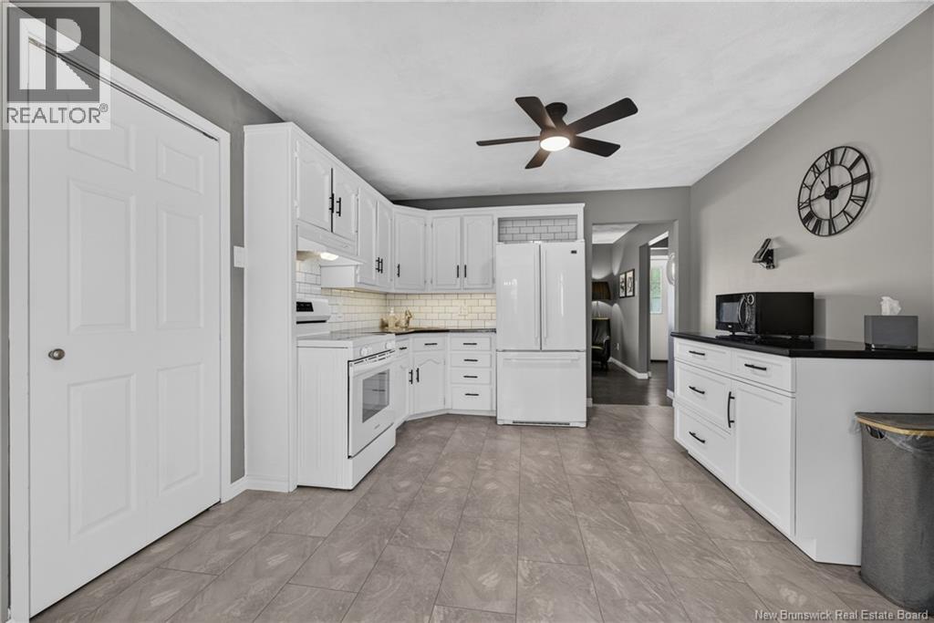 9 Magellan Drive Property Photo 10