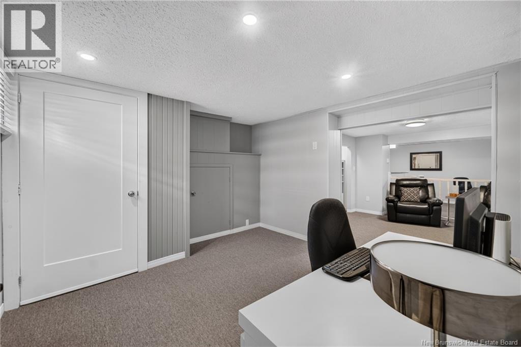 9 Magellan Drive Property Photo 18