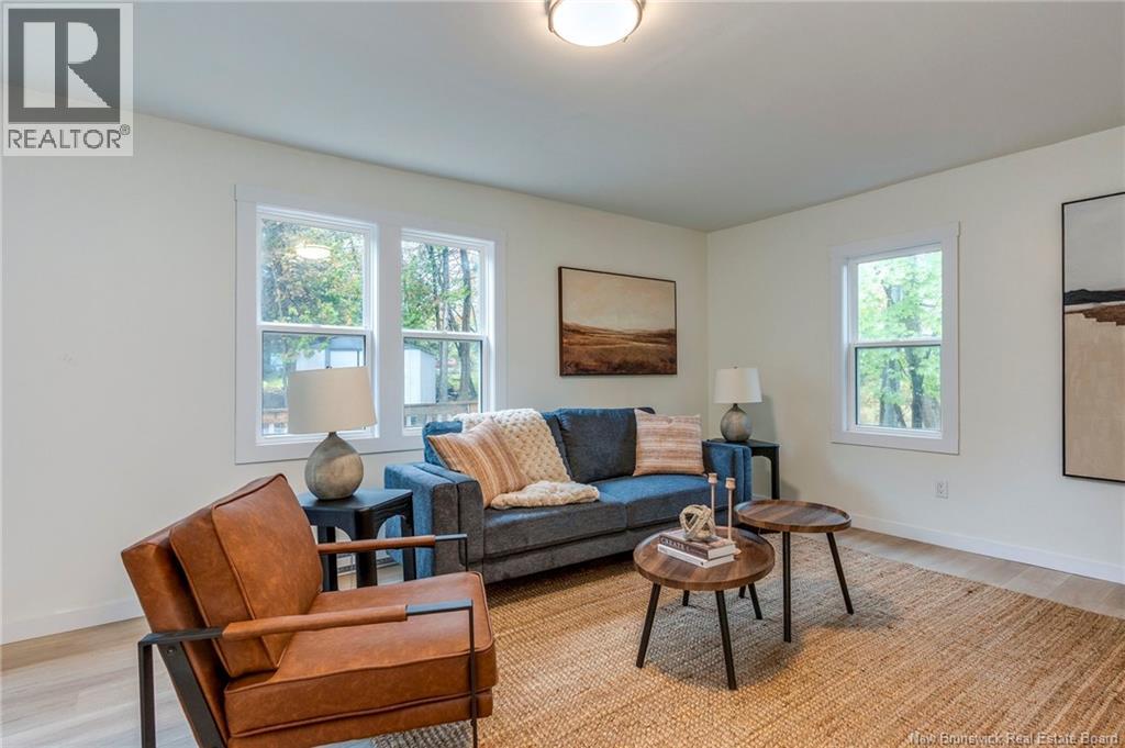 7 River Road Property Photo 3