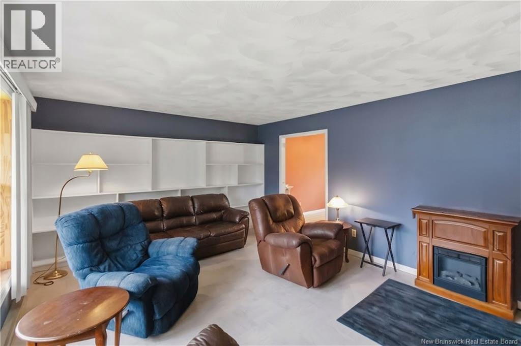221 Broadway Street Property Photo 10
