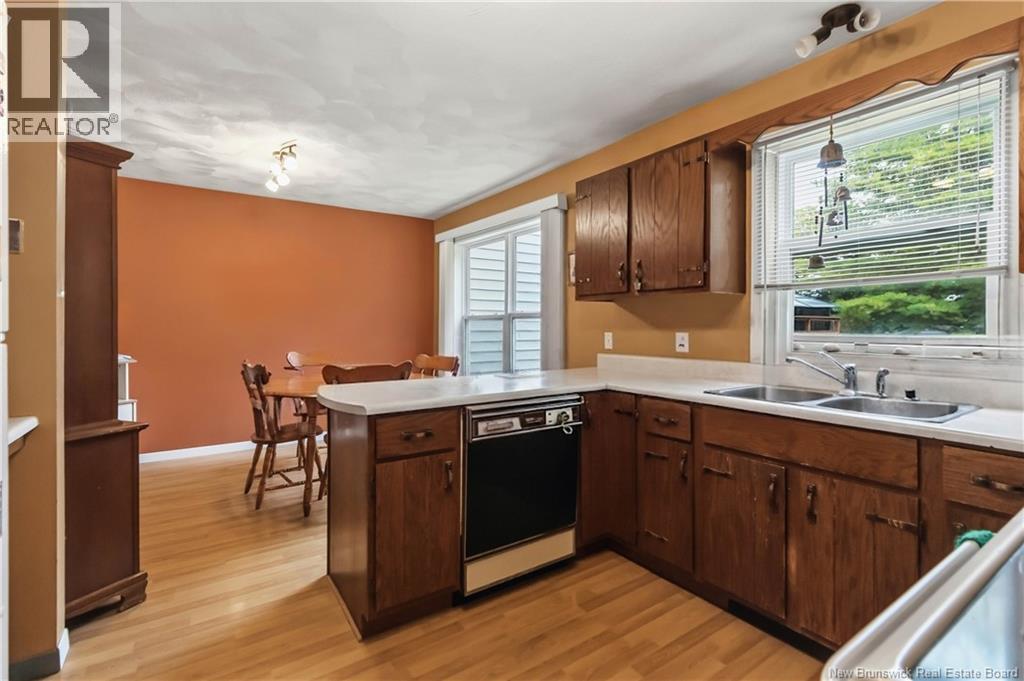 221 Broadway Street Property Photo 13