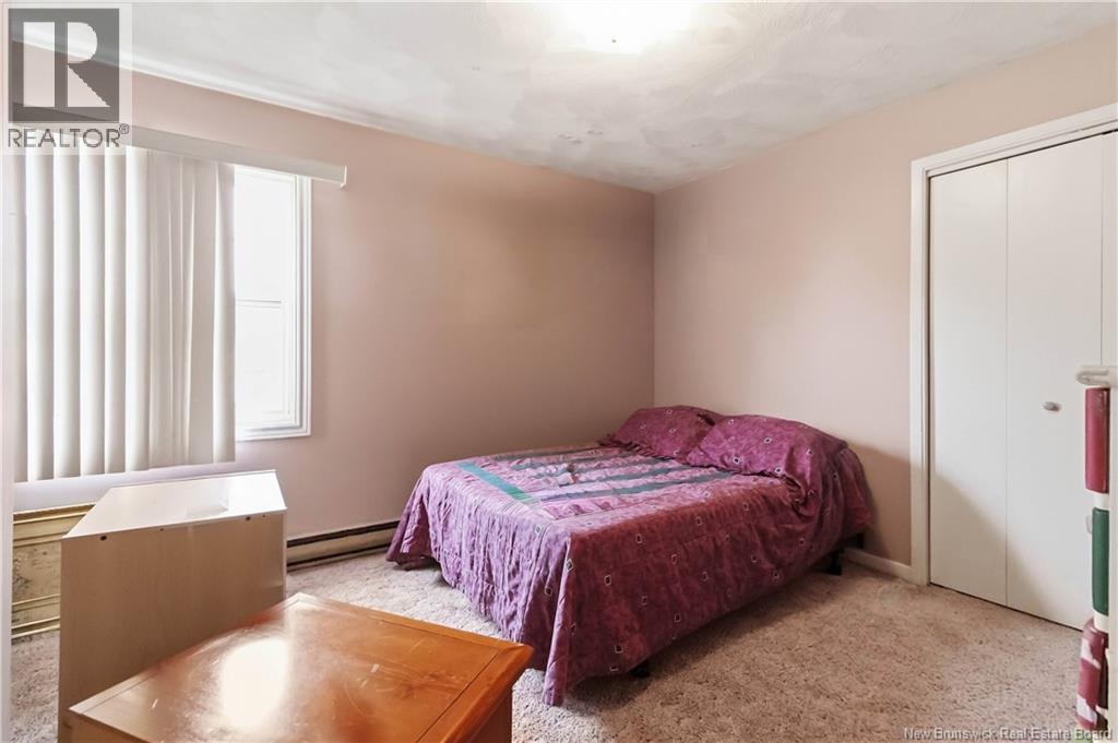 221 Broadway Street Property Photo 21