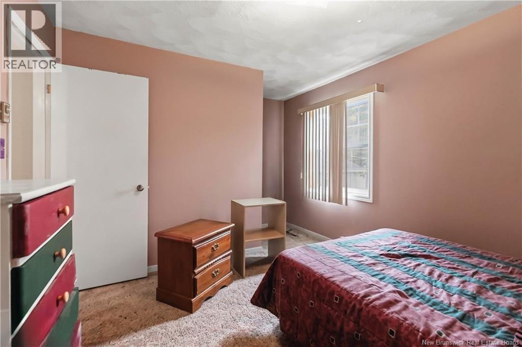 221 Broadway Street Property Photo 22