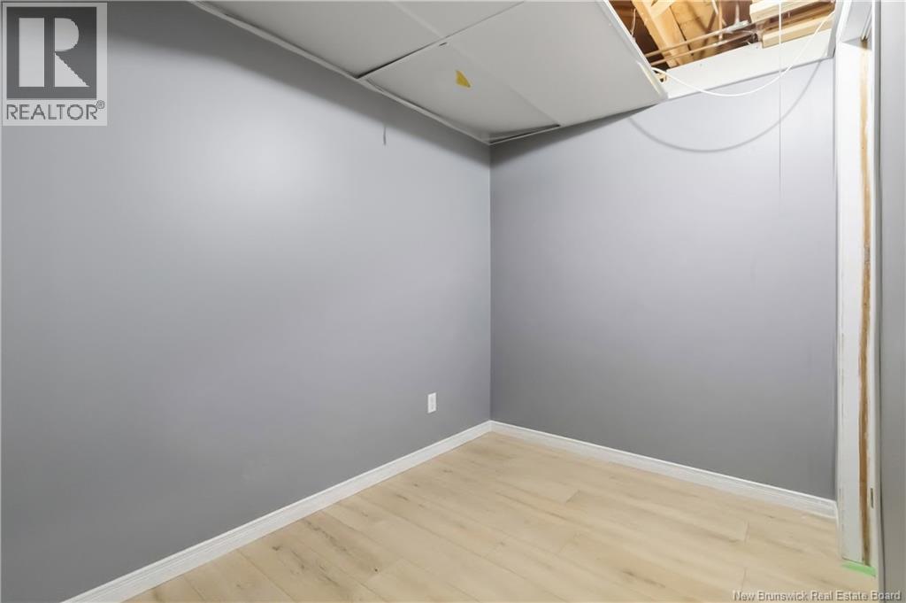 221 Broadway Street Property Photo 26