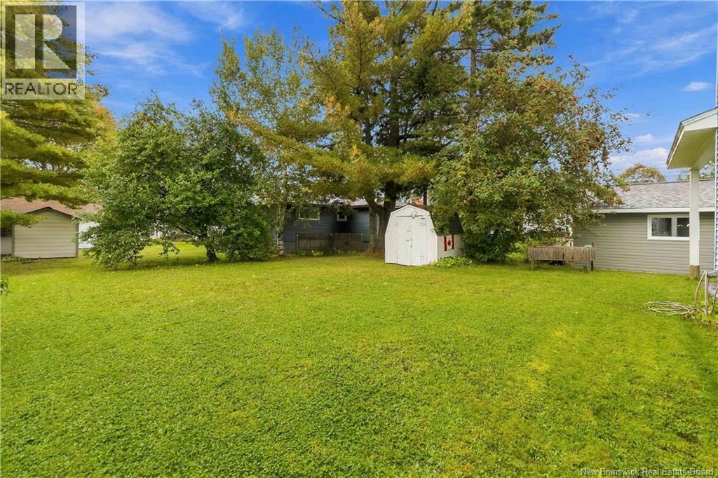 221 Broadway Street Property Photo 32
