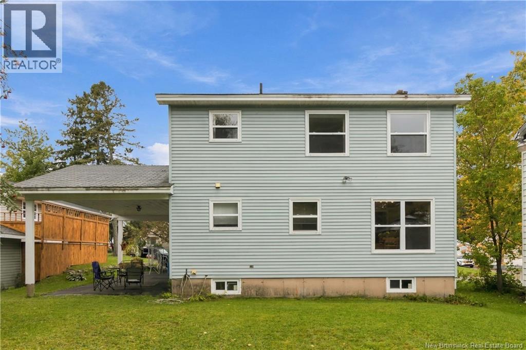 221 Broadway Street Property Photo 33