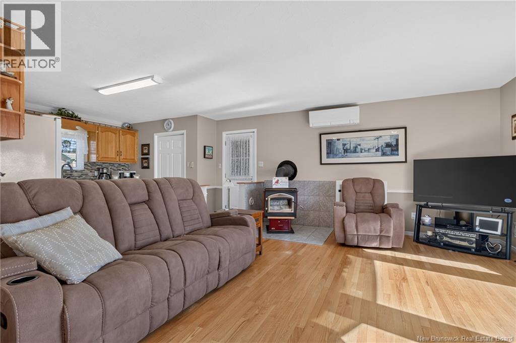 60 Leonard Street Property Photo 8