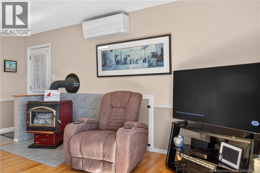 60 Leonard Street Property Photo 9