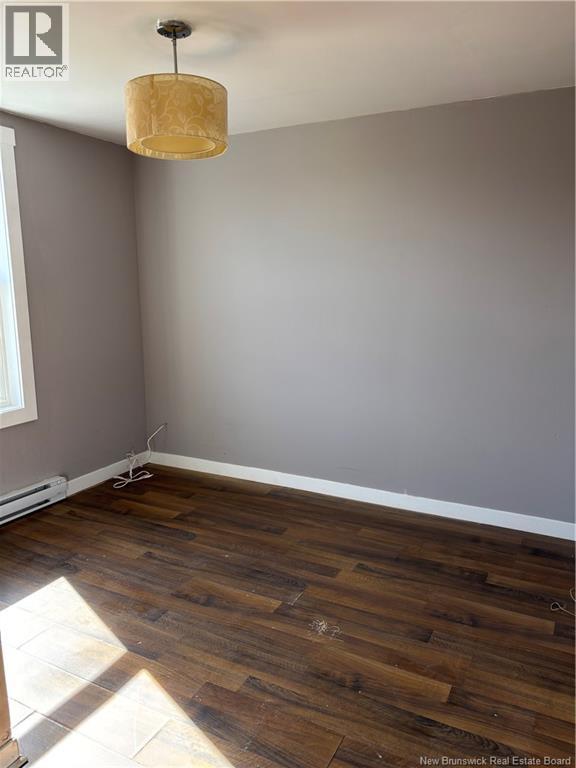 560 Queen Street Property Photo 14