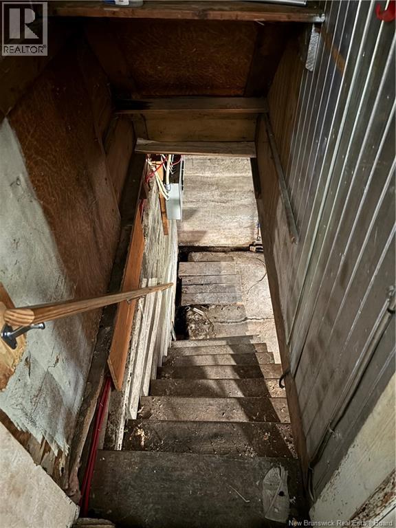 560 Queen Street Property Photo 16