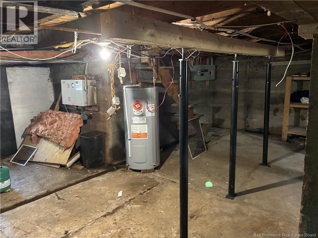 560 Queen Street Property Photo 18