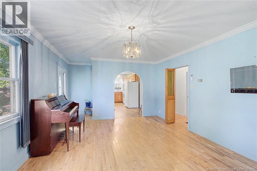 31 Mcleod Avenue Property Photo 8