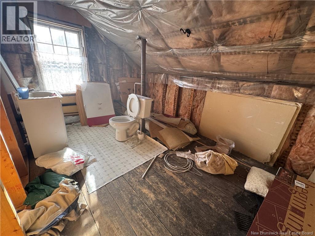 267 Charlotte Street Property Photo 5