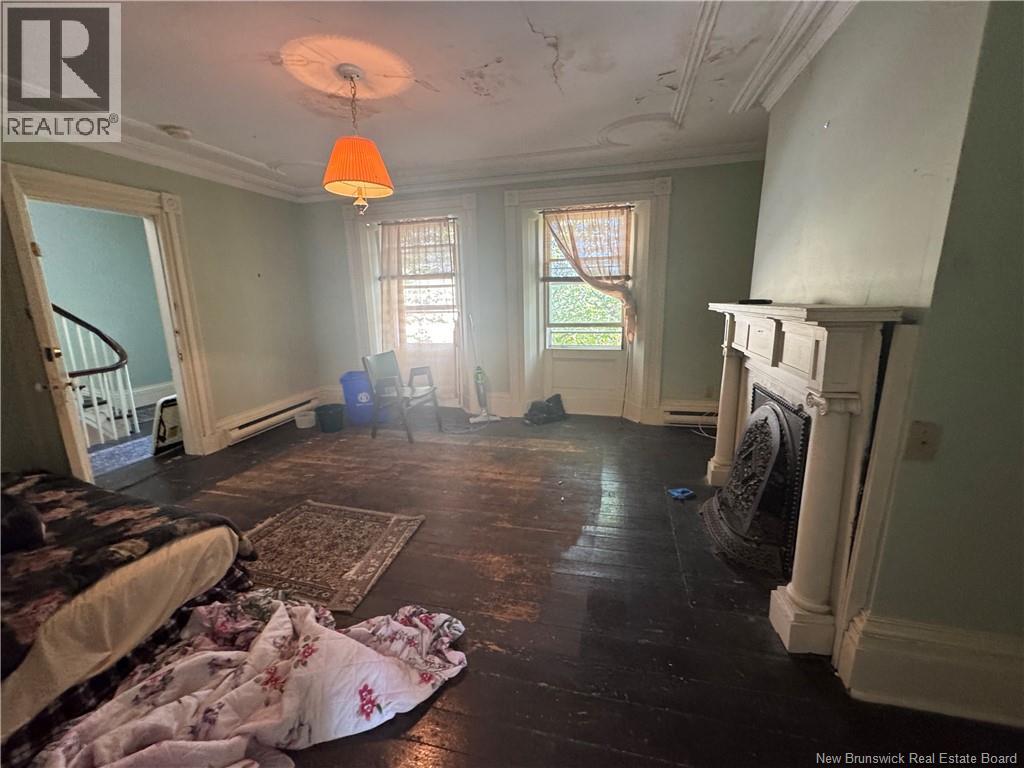 267 Charlotte Street Property Photo 11