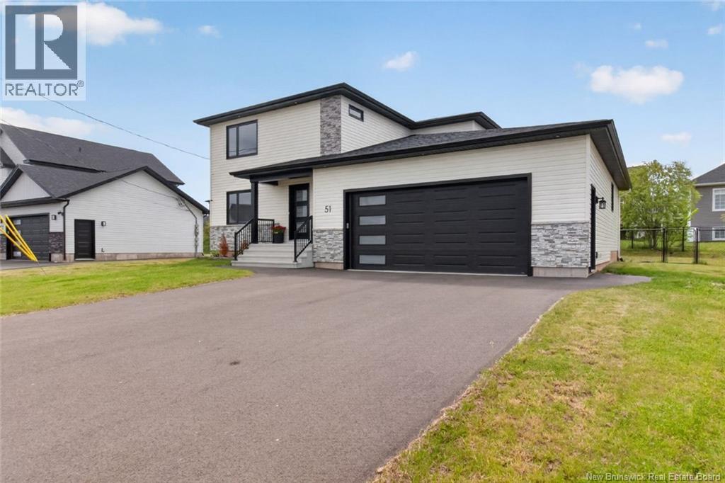 51 Renoir Street Property Photo 4