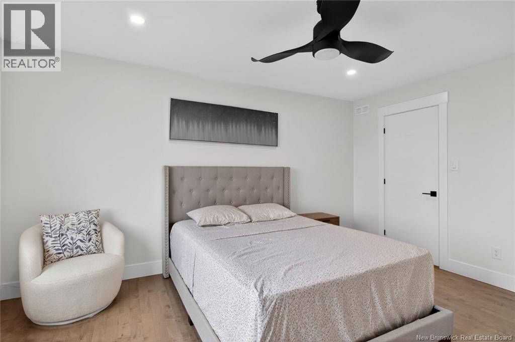 51 Renoir Street Property Photo 22
