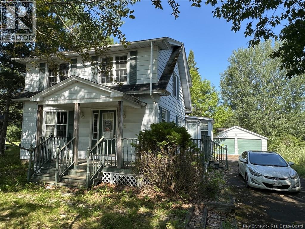 52 Chestnut Street Property Photo 1