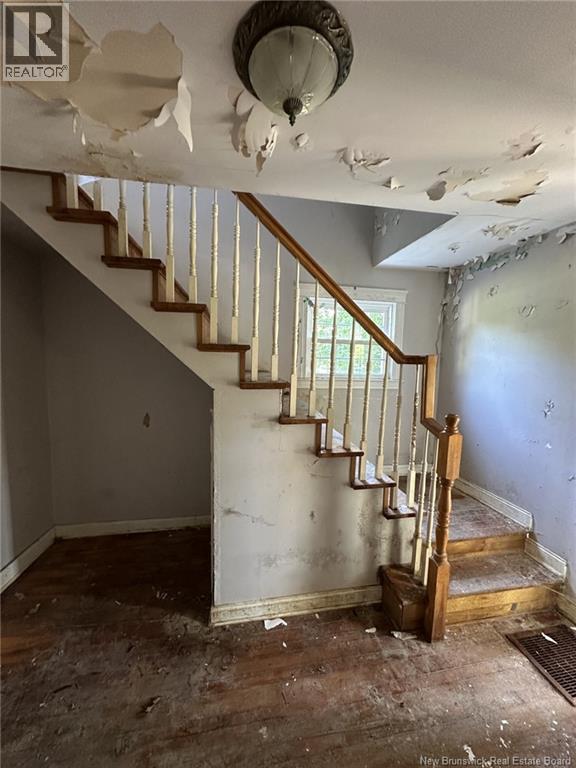 52 Chestnut Street Property Photo 3
