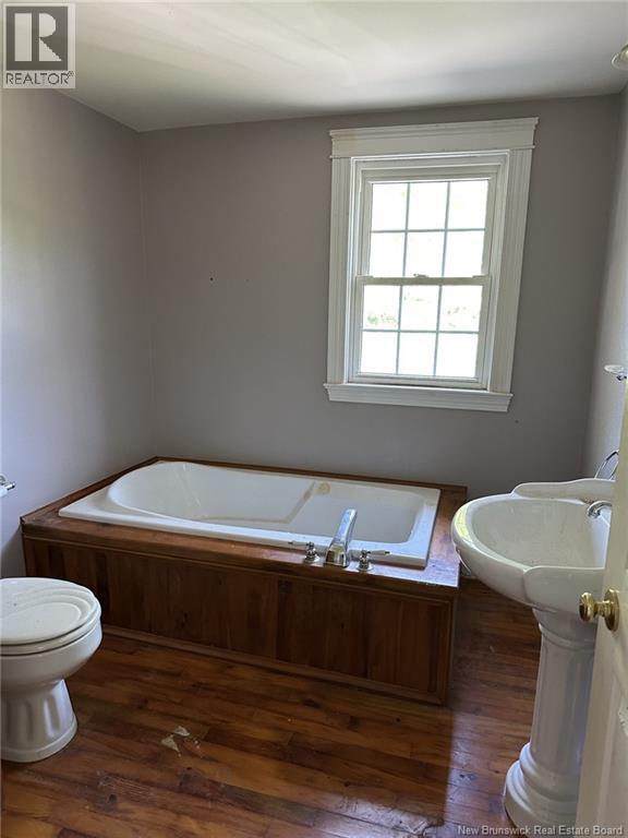52 Chestnut Street Property Photo 9