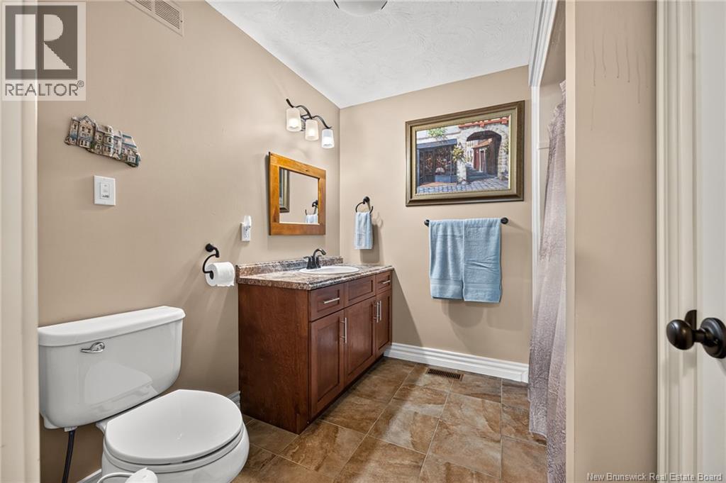 51 Thornhill Crescent Property Photo 26
