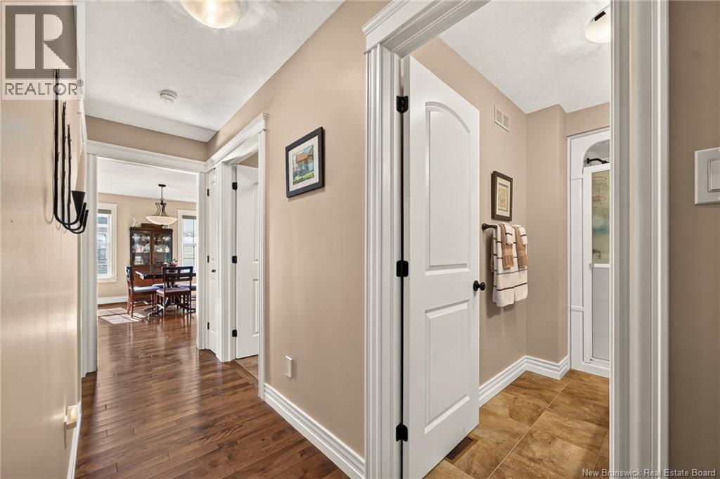 51 Thornhill Crescent Property Photo 31