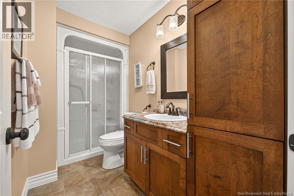 51 Thornhill Crescent Property Photo 32