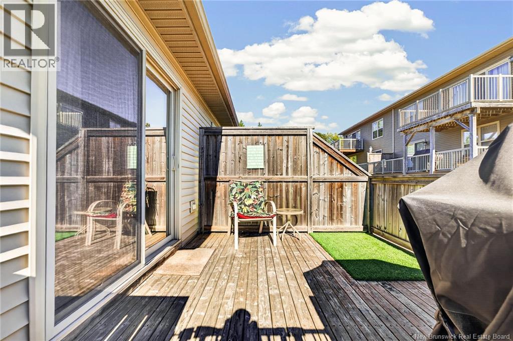 51 Thornhill Crescent Property Photo 37