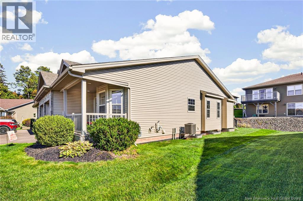 51 Thornhill Crescent Property Photo 40