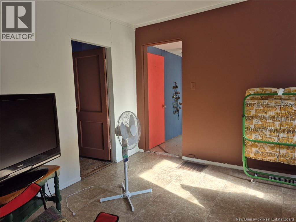 10 Second Avenue Property Photo 14