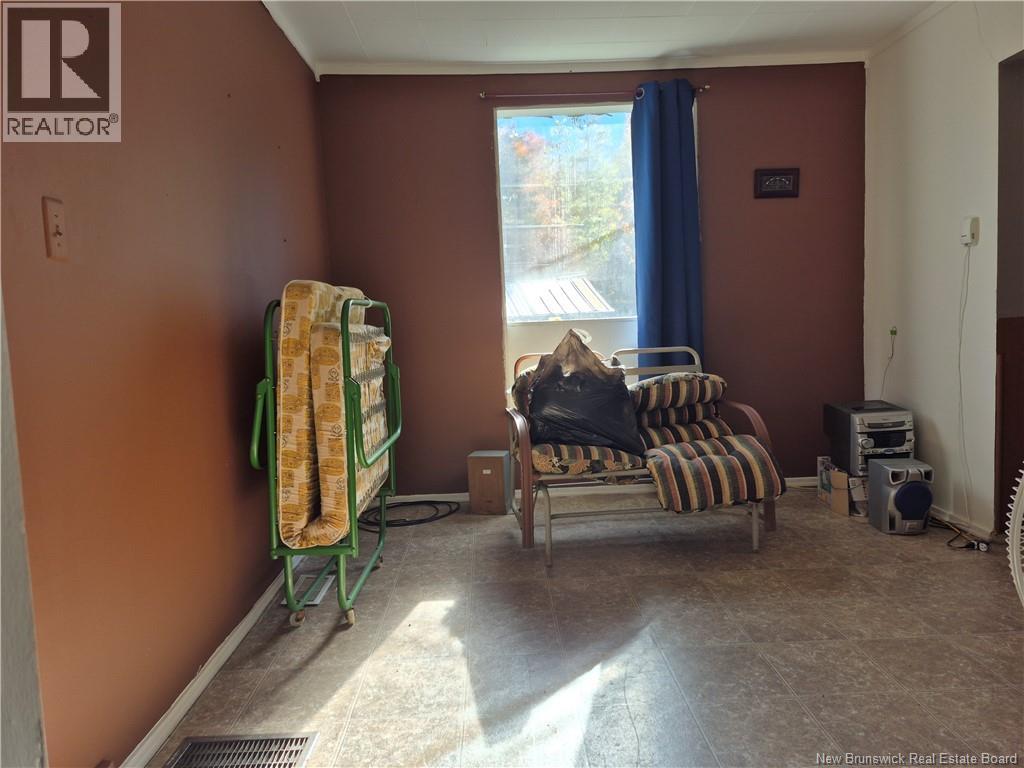 10 Second Avenue Property Photo 16