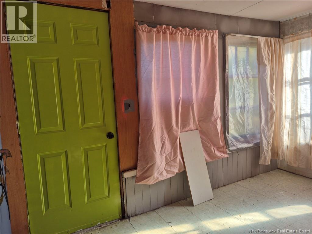 10 Second Avenue Property Photo 20