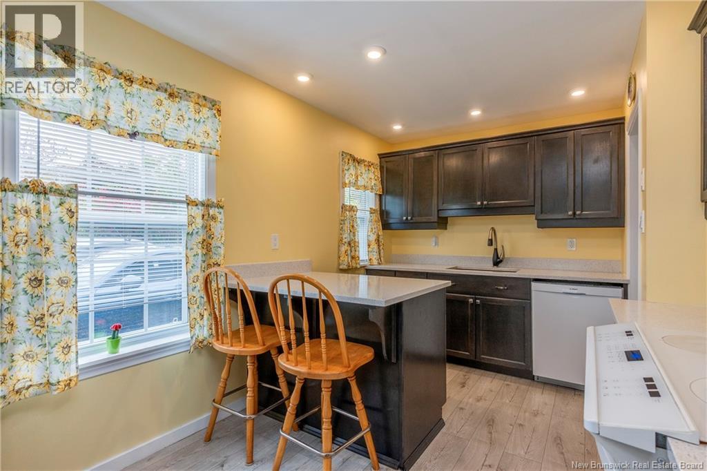 22 Visart Street Property Photo 6