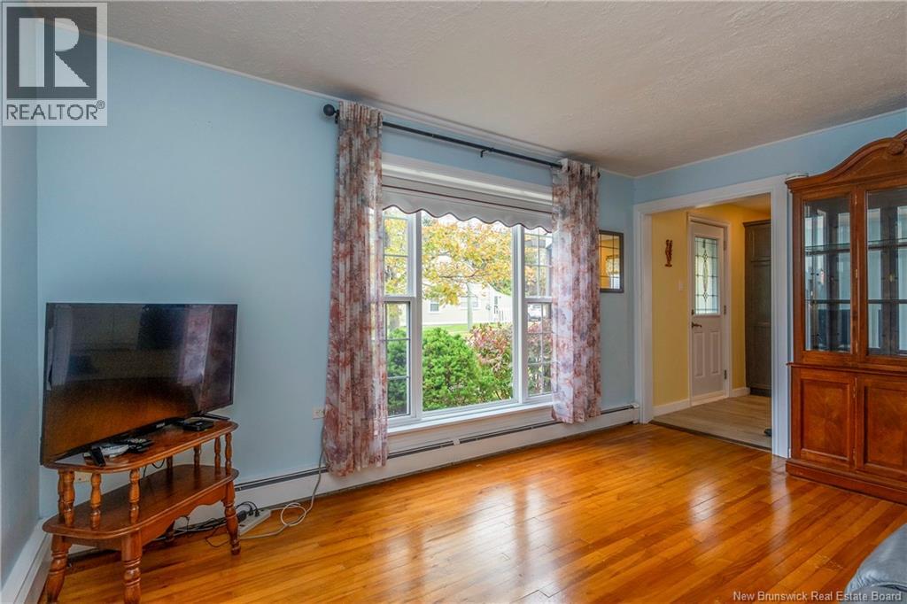 22 Visart Street Property Photo 14