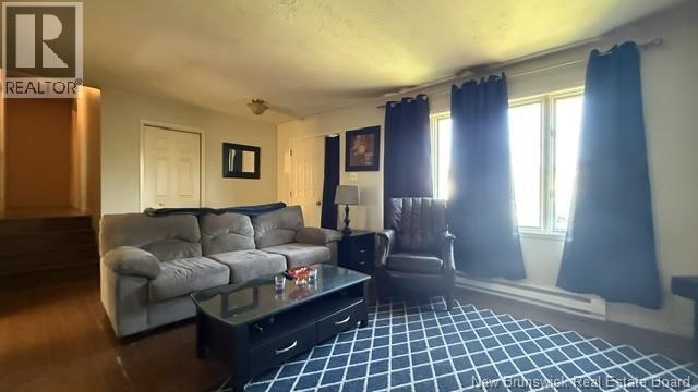 40 Emmerson Street Property Photo 10