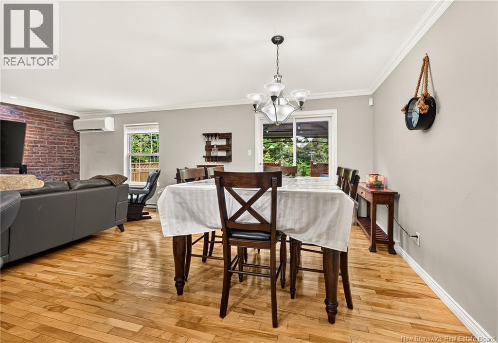 240 Damien Street Property Photo 12