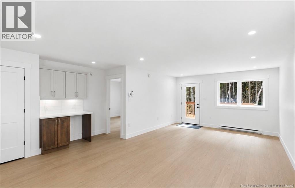 31 Terry Fox Drive Property Photo 11